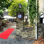 Schlosshotel Kastellaun Boutique Romantik Im Hunsrueck * Kastellaun