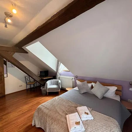 Hotel Schloss *